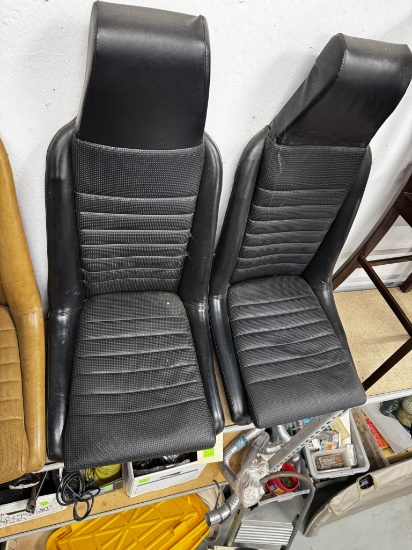 Pair of Porsche 914 seats