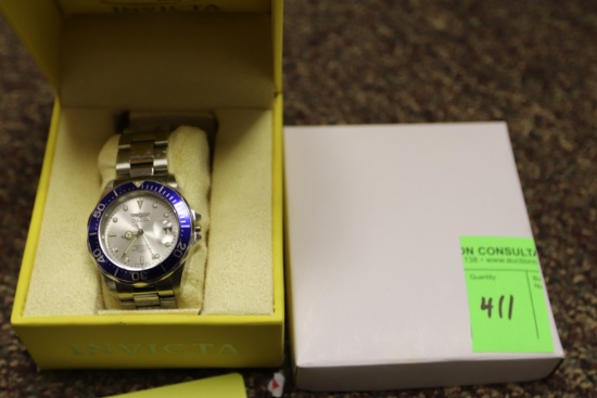 Invicta wristwatch