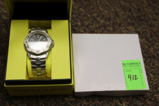 Swiss military wristwatch model 095.0666