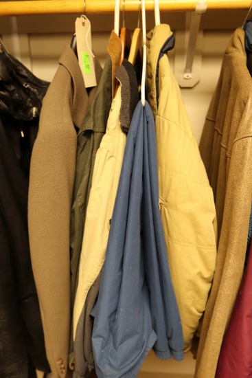 Lot of men's jackets including Silvercloud cashmere, Aberdeen size L,  and size 36 snowpants with...