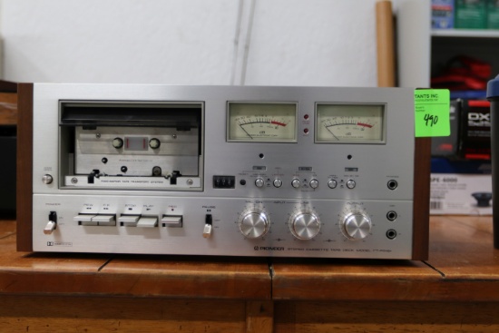 Pioneer stereo cassette tape deck, model DT-F9191