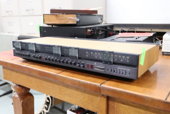 Bang & Olufsen amplifier, model Beomaster 4000