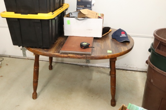 Dining room table