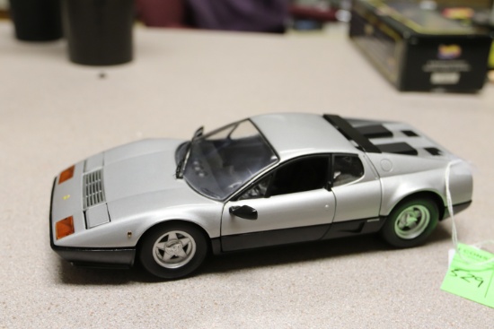 Kyosho 1:18 scale Ferrari 512BB