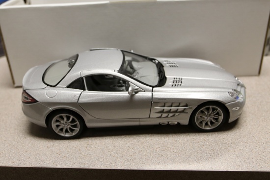 Sharper Image Mercedes Benz SLR McLaren