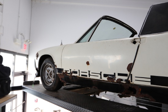 Porche 914 2.0 project car. Vin: Miles: 7,179