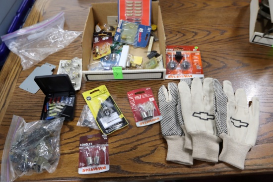 Miscellaneous automotive light bulbs