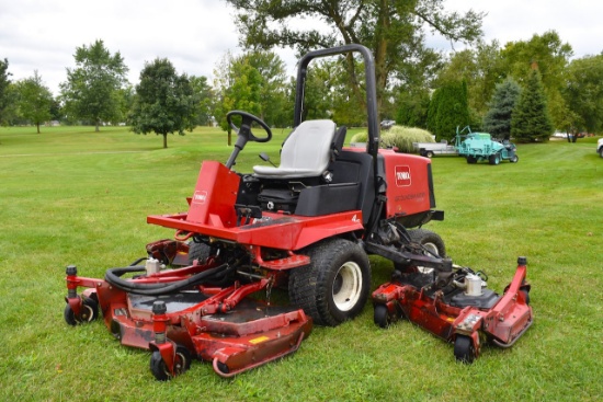 2007 Toro Groundsmaster 4000D Rotary Mower with 5,500 hours