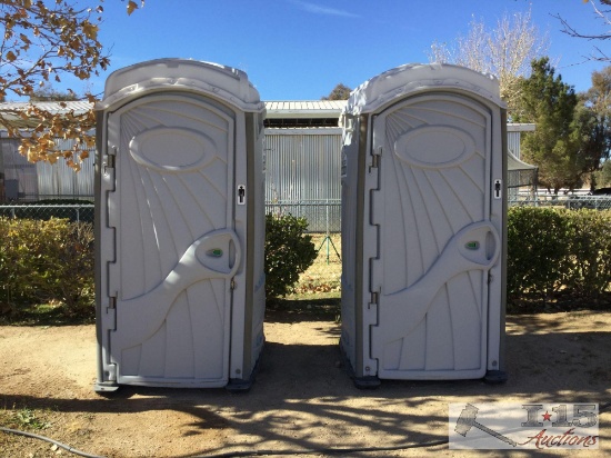2 Clean Porta Potties