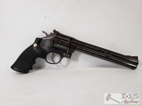 Smith and Wesson 29-5. 44 Magnum