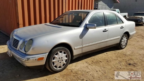 1999 Mercedes-Benz E Class E320 Silver, CURRENT SMOG!!! CLEAN AUTO REPORT!!!