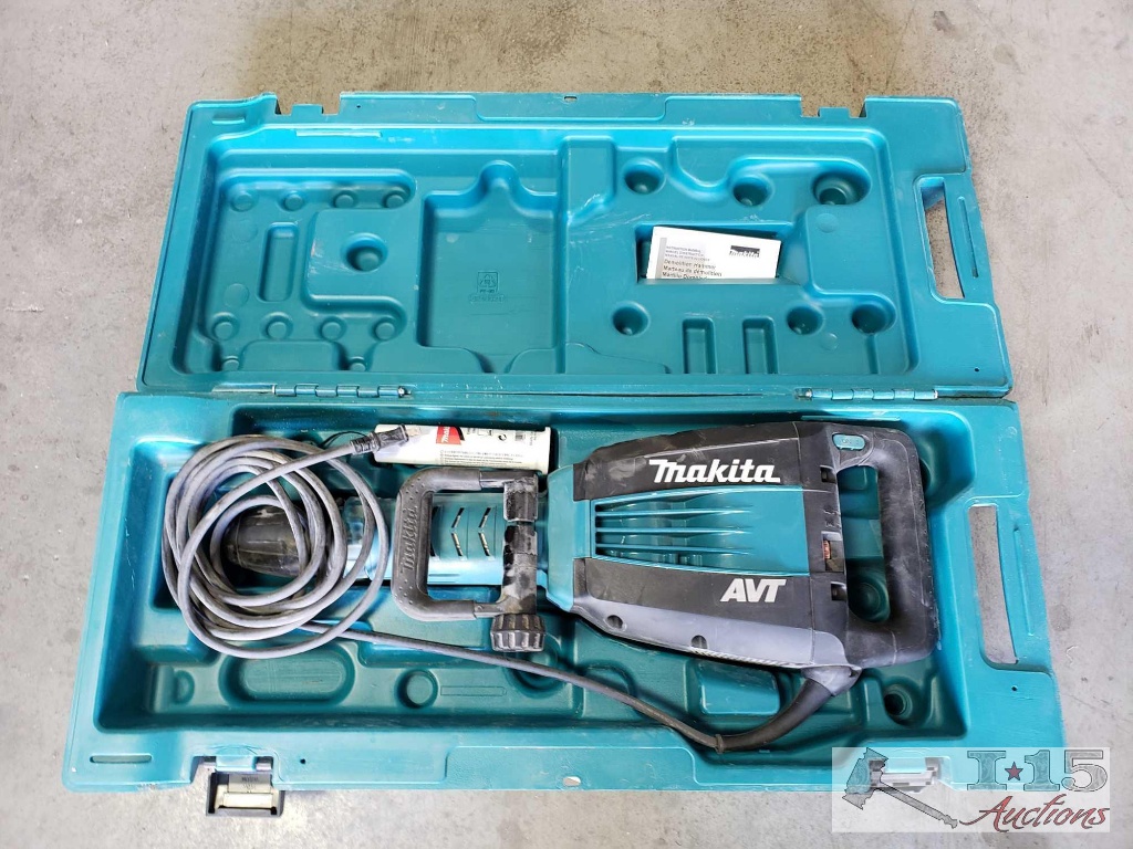 Makita AVT HM1214C Jack Hammer