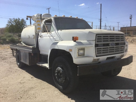 Ford 370-4v vacuum truck... Running, PTO Engages, and Has Suction! Please See NEW Video!