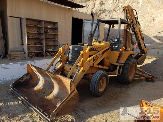 Case 580C Back Hoe Extendahoe, RUNNING, WATCH VIDEO!!