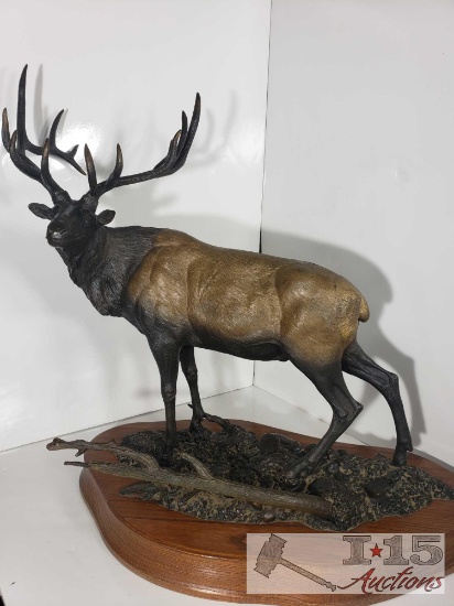 "Distant Challenge" Limited Edition Bull Elk Bronze by William Davis, 1981, 21/25