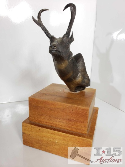 Deer Head Study Bronze by William Davis, 1986, 4/25