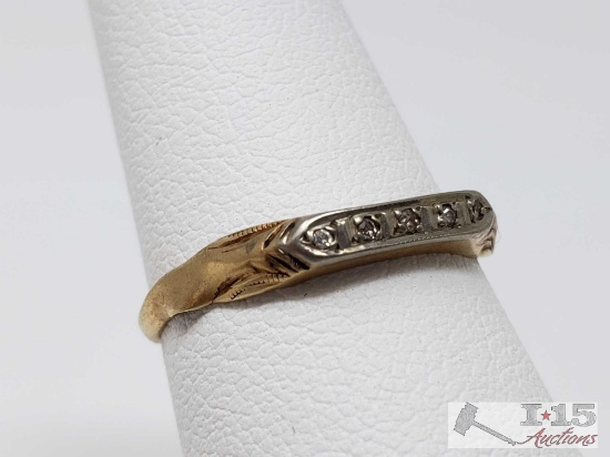 14k Gold Ring with Diamonds 1g, Size 5