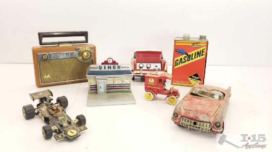 Vintage Toy Cars & Radios