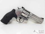 Smith & Wesson Model 686-6 .357 Mag Revolver with Original Case