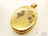14k Gold Locket 19.7g with Picture and Engraving