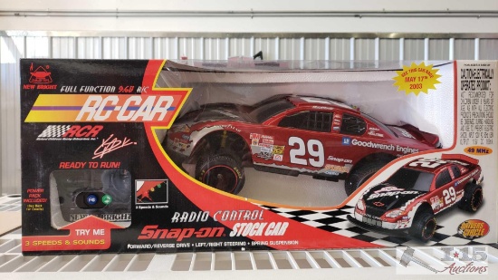 Brand New Snap-on Tools RC Stock Car