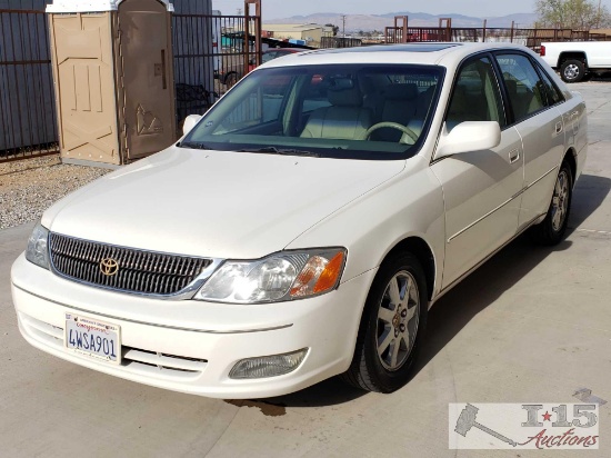 2002 Toyota Avalon XLS White, only 45,890 Miles, Current Smog, See Video!