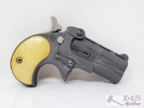 Davis Industries D-22 .22LR Derringer with Original Box