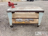 Work Bench with 5