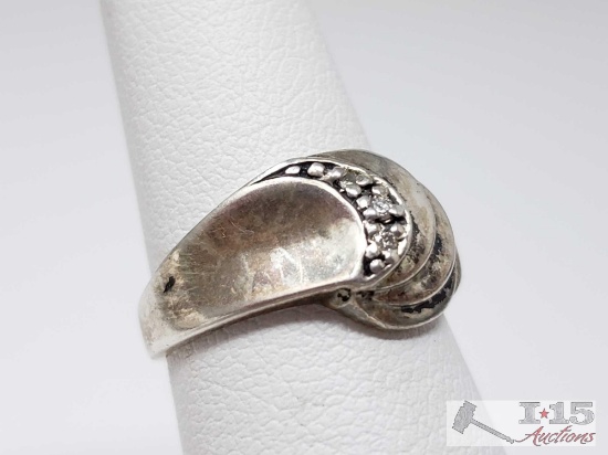 Sterling Silver Ring with Diamonds, 3g