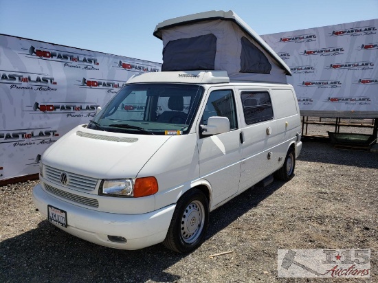 2002 VW Eurovan with Popup (Current smog) . Runs Great!! See Video!!