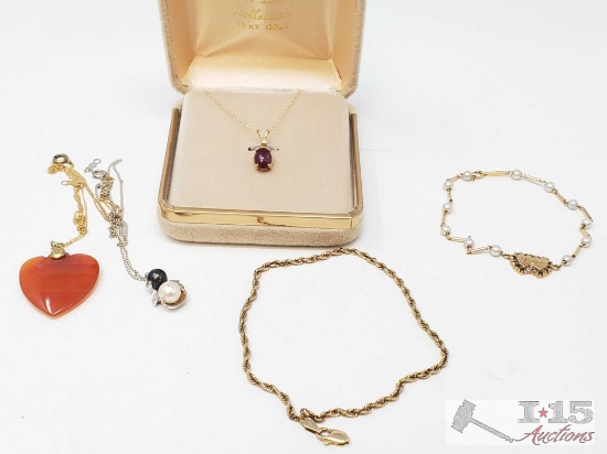 14k gold necklaces with lovely pearls and stone pendants 16.1g