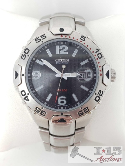 Citizen Eco-Drive WR 200 Watch