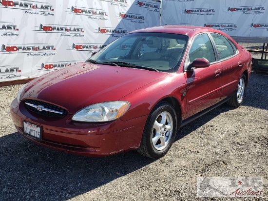 2002 Ford Taurus, See Video!!