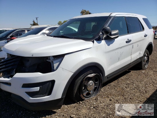 2017 Ford Explorer, White This will be sold on NON OP. Buyer responsible for smog