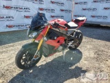 2014 BMW S1000R with Premium Package, Red