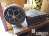 Vintage Atwater Kent Radio and Speaker