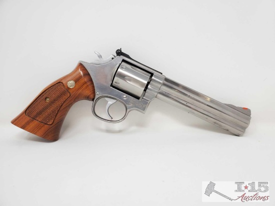 Smith & Wesson 686-3 .357 Mag Revolver with Box
