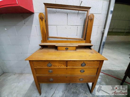 Antique 5 Drawer Wood Dresser w/ Vanity