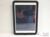 Apple Ipad Air 16gb w/ Lifeproof Case