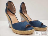 Never Worn Charles By Charles David Wedges