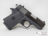 Para-Ordnance P10 45Cal Semi-Auto Pistol with Magazine and Case