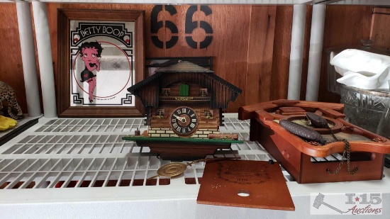 2 Cuckoo Clocks, 1 Betty Boop Mirror