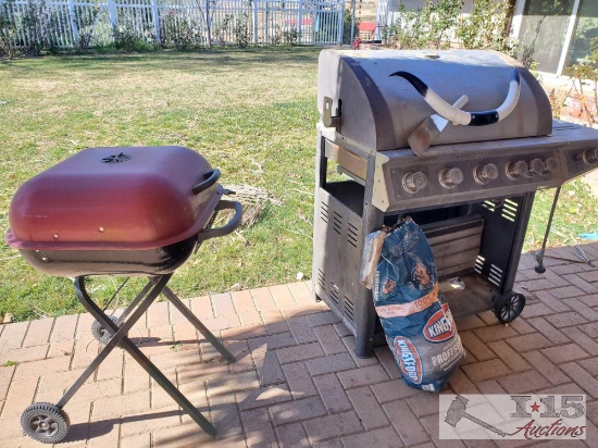 Tenton True to the Trail Bbq and Rolling Charcoal Grill