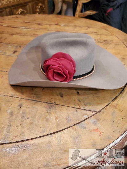 Rowdy Rose 7x Beaver Cowboy Hat