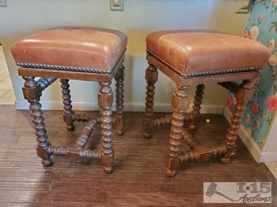 2 Swivel Cushioned Bar Stools