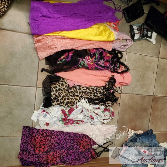 Over 20 Name Brand Nighties