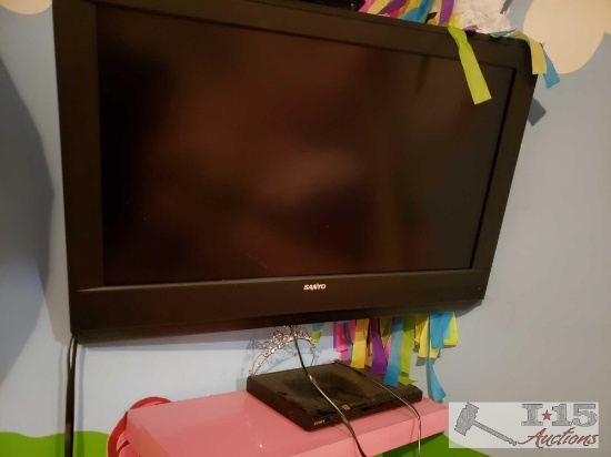 32" Sanyo TV with Sony DVD Player
