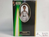 Star Wars 1999 Princess Leia Ceremonial Gown Portrait Edition Figure - Factory Sealed