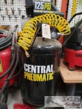 Central Pneumatic 2.5 Hp 21 Gal Air Compressor