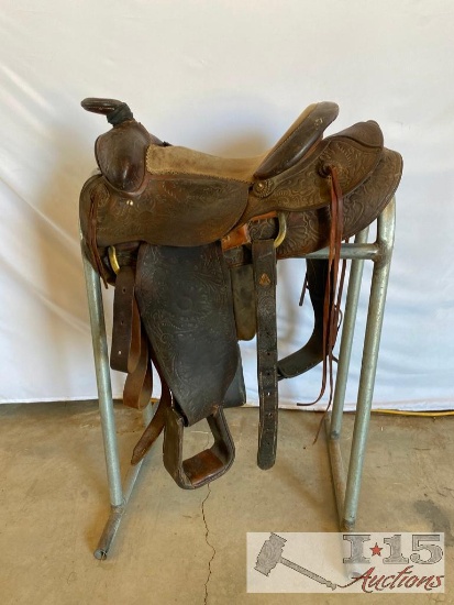 Vintage Ranch Western Saddle